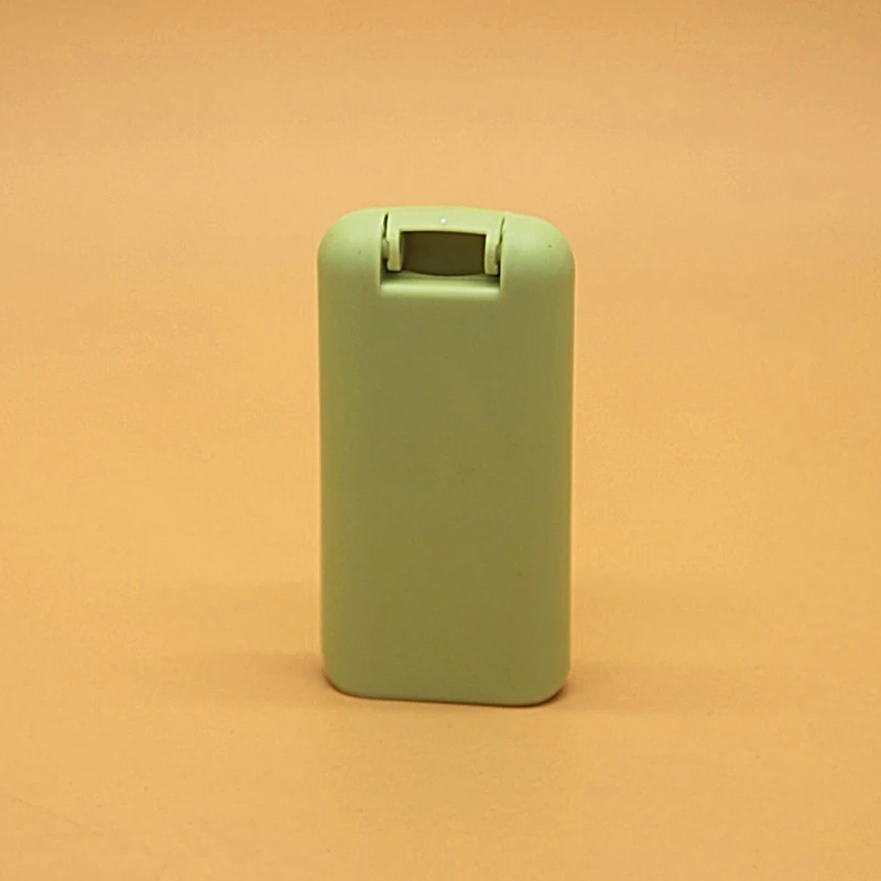 Wholesale Custom Logo hot sales small tablet breaker medicine film  pill organizer splitter portable pill crusher pill cutter