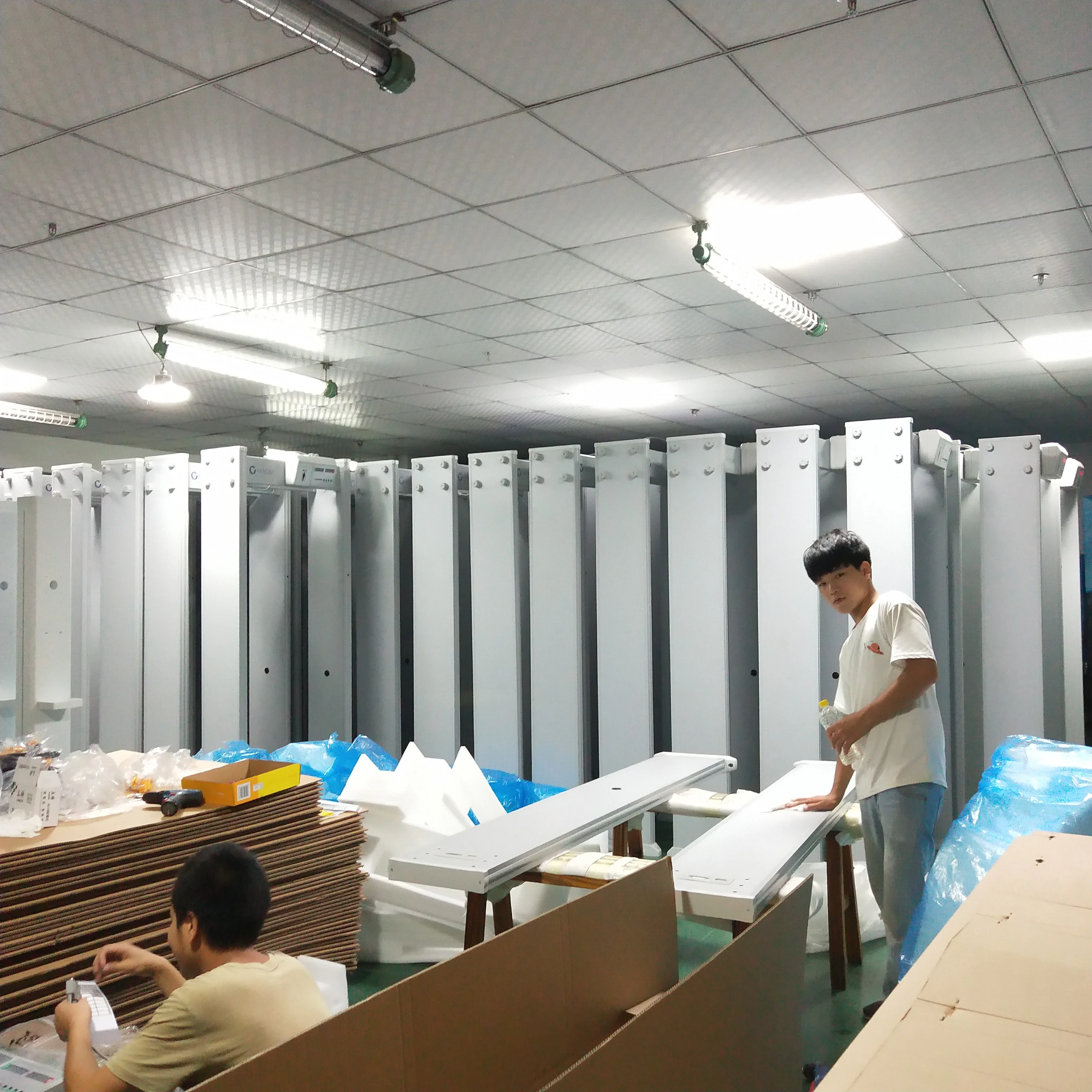 Safeagle инфракрасный лихорадка температура машина термоусадочная термометр датчик металлоискателя ворот 8 дюймов Распознавание лиц планшет