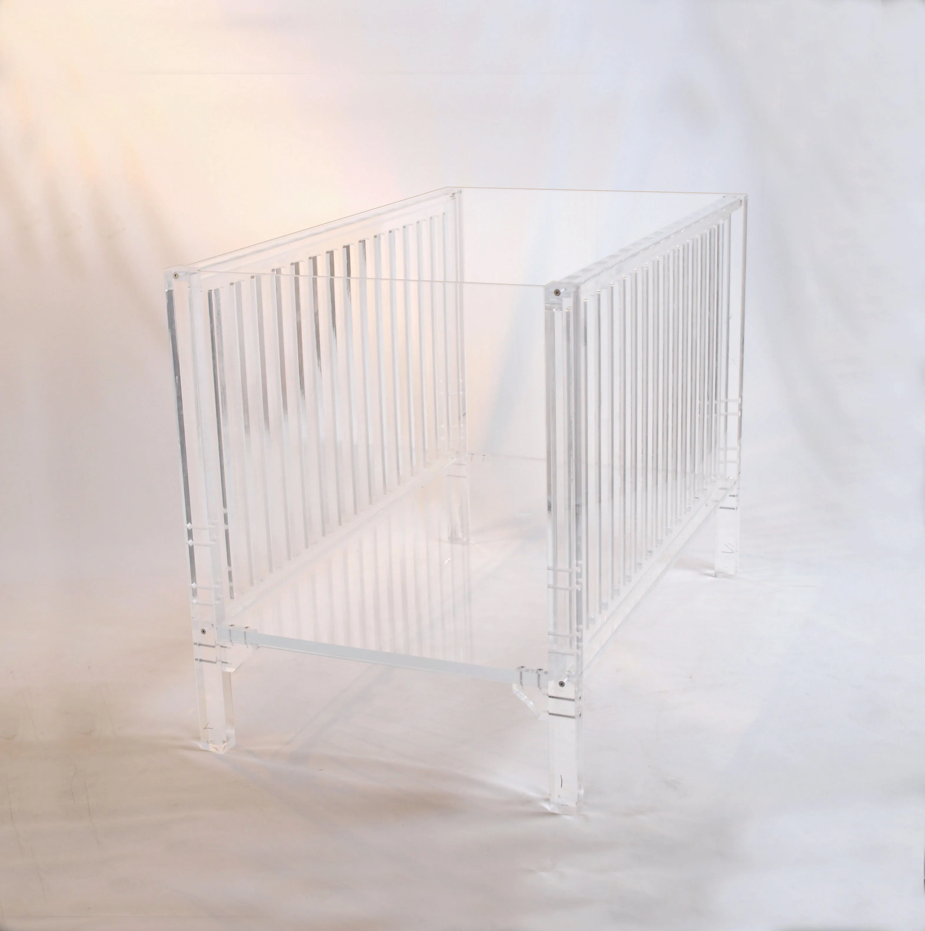 2021 hot sale baby beds clear acrylic baby cot cribs