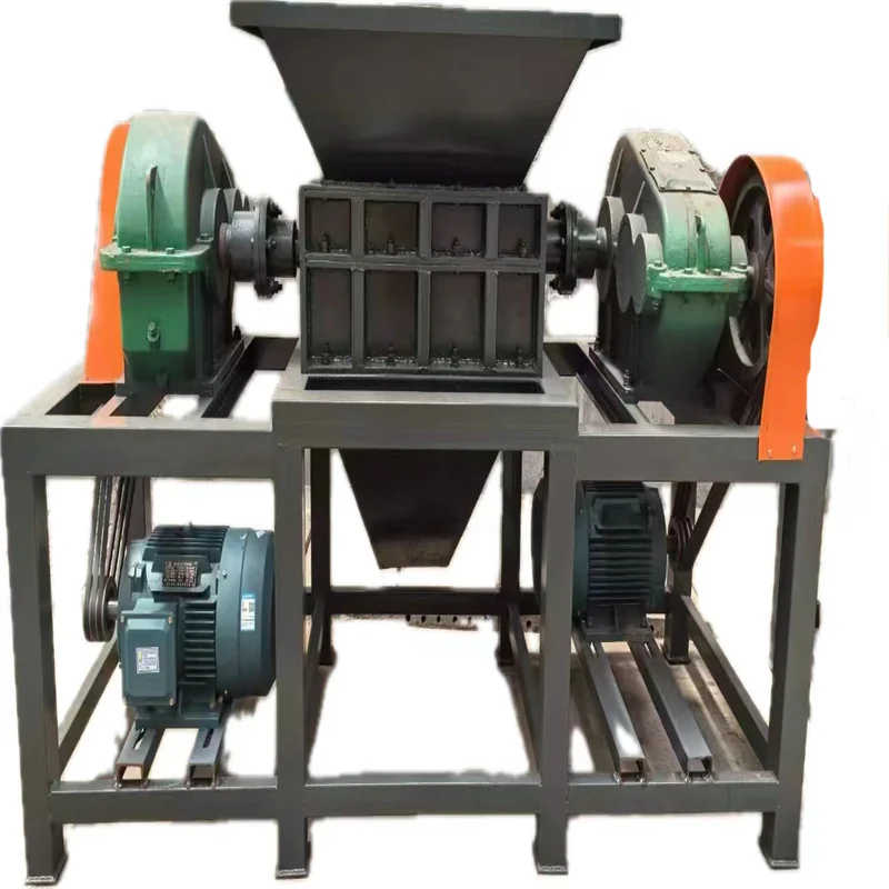 Domestic Waste Treatment Equipment 5 To 15 Tons 1500 Type Wood Shredder Factory Acquisition Station