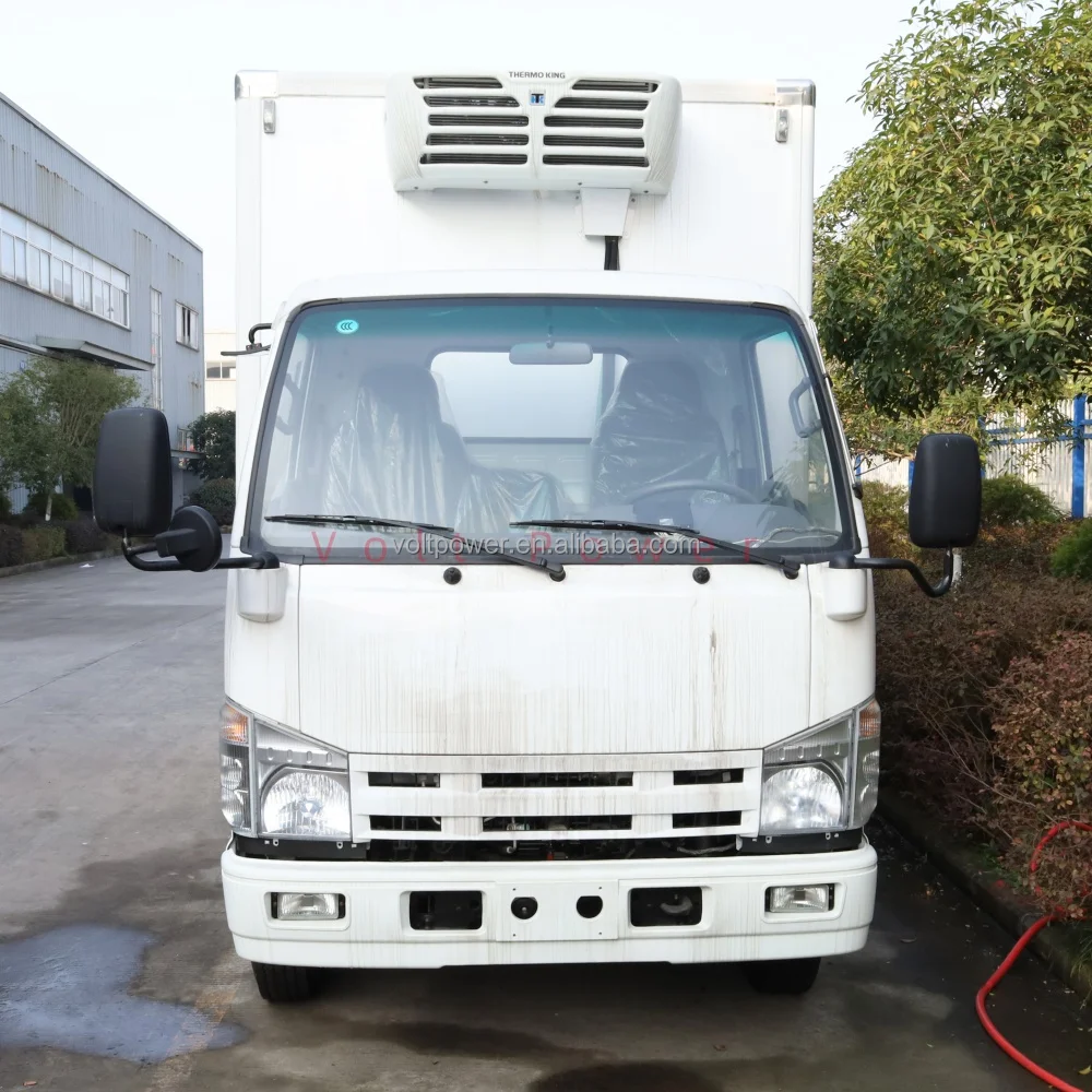 Wholesale 4x2 7T Isuzu Reefer Refrigerator Truck transport vegetable Fruit ice cream Fish meat freezer refrigerated truck