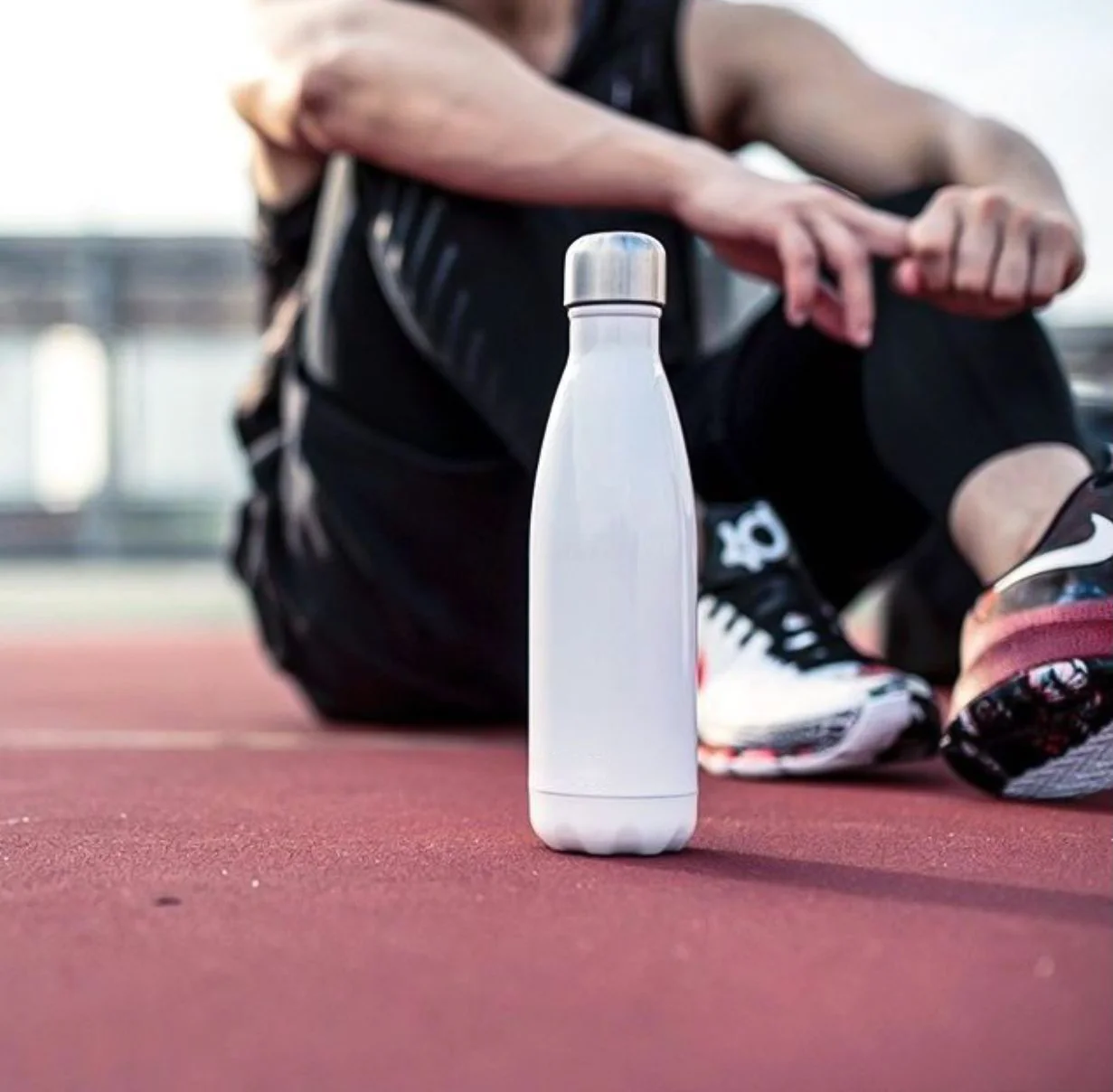 Custom Logo 500ml 750ml Cola Shaped Vacuum Thermal Insulated Stainless Steel Water Bottle