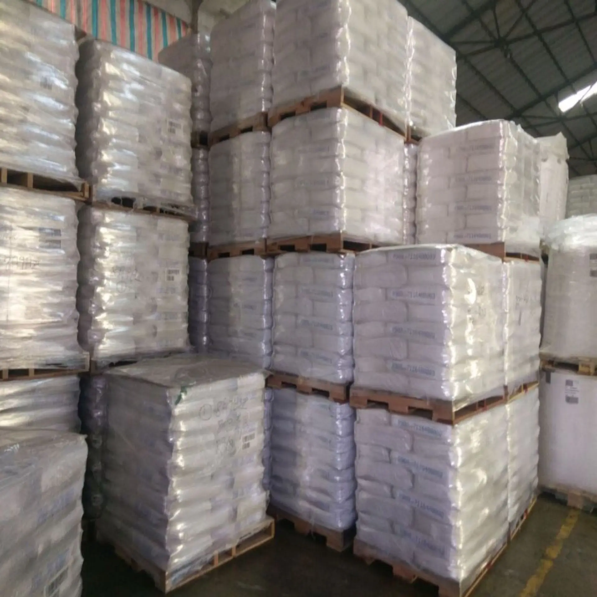 Cosmetic Grade Iron Oxide Red, Titanium Dioxide, Mica Powder coating: triethoxycaprylylsilane