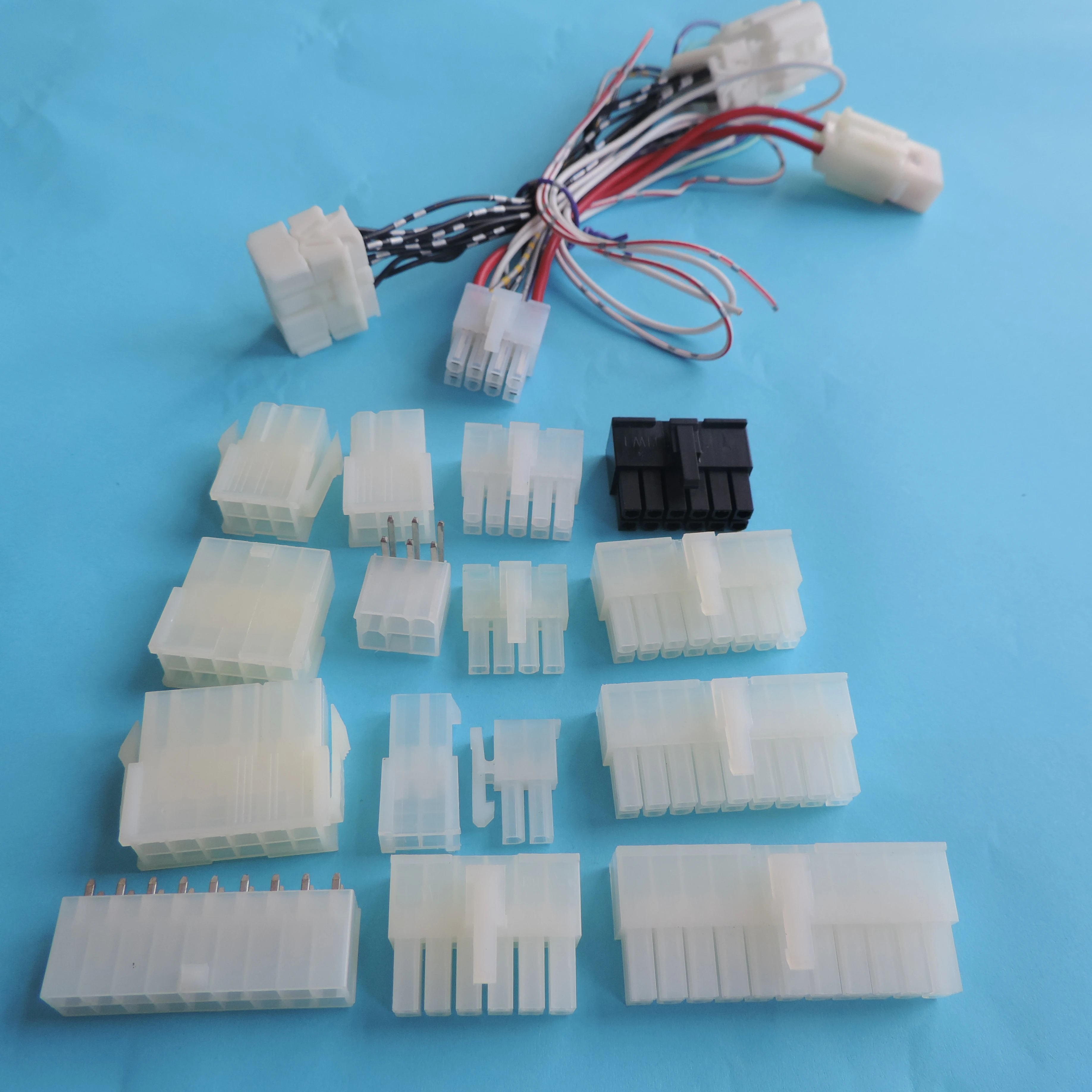 Автомобильный 0039012180 molex 5557Molex 0039012185 18 pin 4 2 мм Шаг соединитель жгут проводов 39012185 производитель жгутов