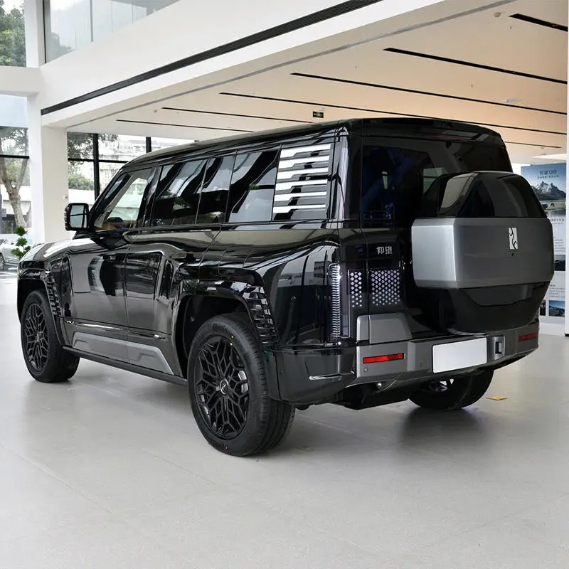 2024 BYD Yangwang U8 Large-Size SUV Black New Energy Vehicle Extended Range Four Motors 4WD BYD U8 Electric Vehicle