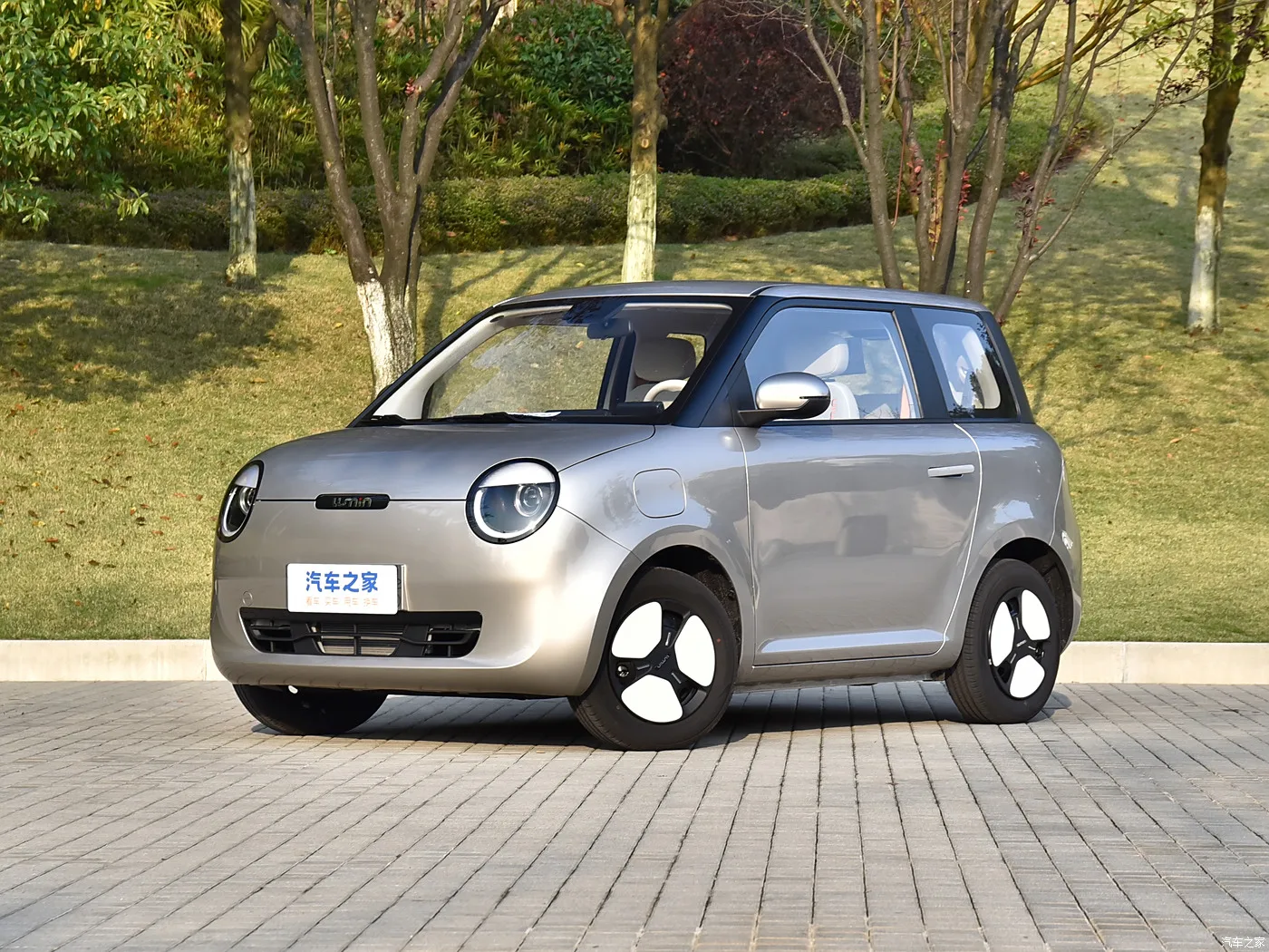Мини-электромобиль Changan Lumin новое состояние с автоматической коробкой передач тканевые сиденья задняя камера 301 км пробег левое Рулевое управление