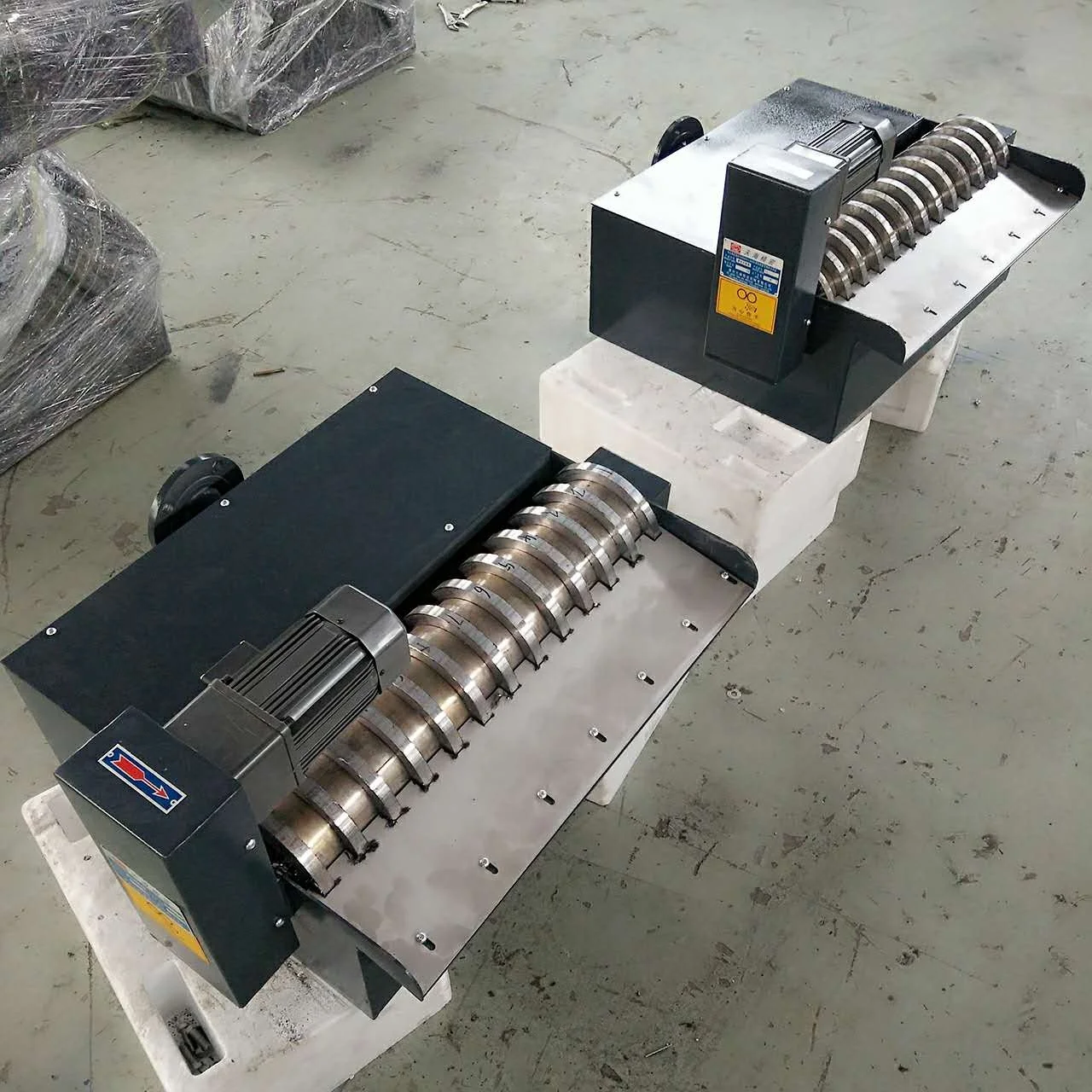 Manufacturer produces magnetic separators for cylindrical surface grinding machines