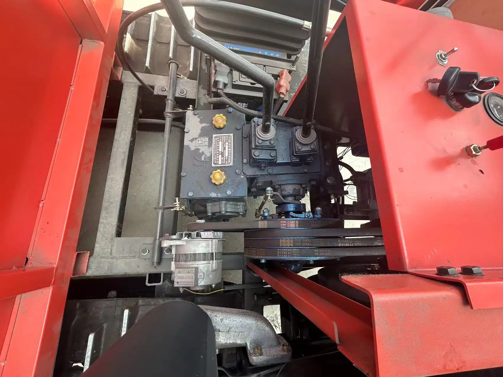 Manufacturers Sell a Variety of Models of Household Agricultural Simple and Flexible Operation of Small Dump Truck Crawlers
