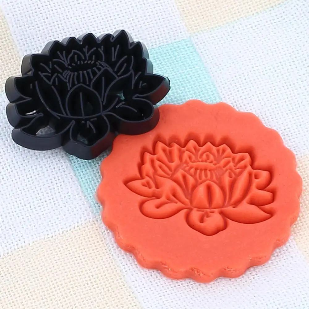 
10pcs/set Lotus Pond Cookie Cutter Molds Lotus Fish Fondant Die Cake Decorating Tools Chocolate Biscuit Sugarpaste Moulds 