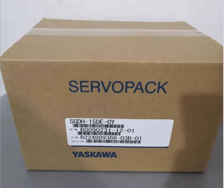 SGDH-15DE-0Y Ac сервопривод Yaskawa сделано в Японии для фар Orignal по