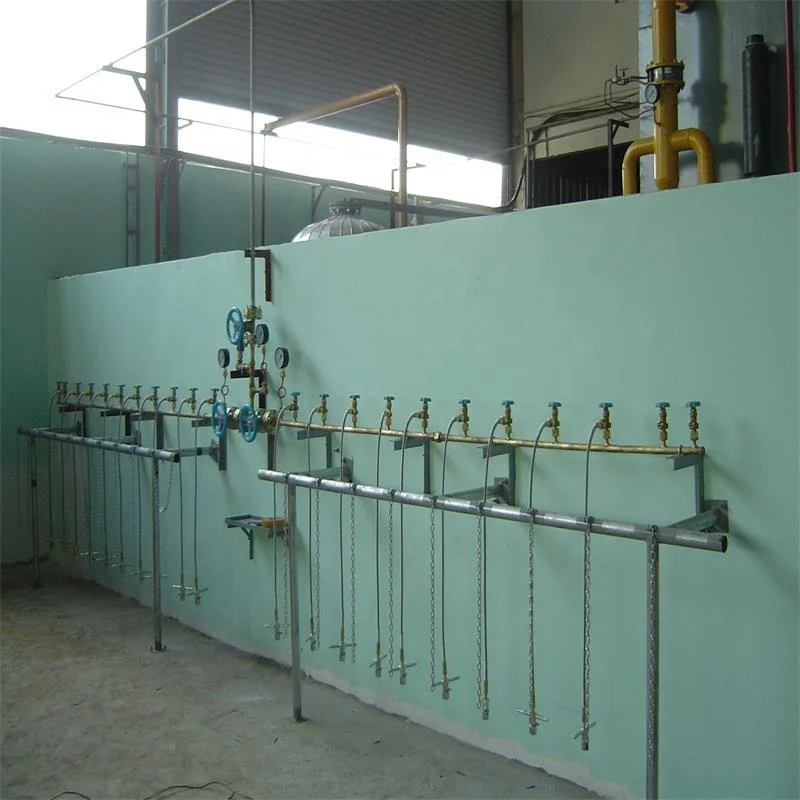 Long service life and easy-operating oxygen plant for use