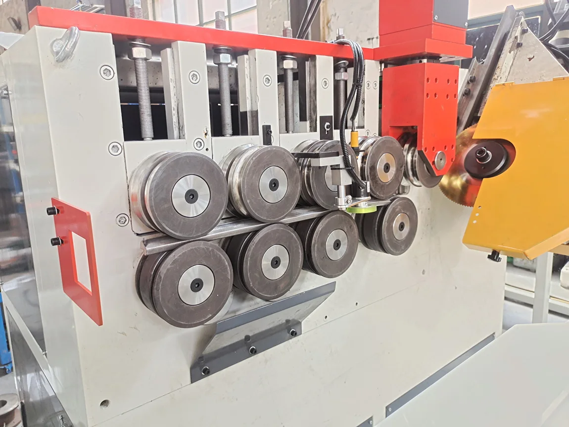 Automatic Stainless Steel Square round rectangular tube pipe rolling bending machine Roll circle cutting machine