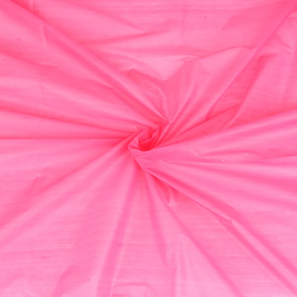 Hot Selling  Oilproof Waterproof  Camping Picnic Luxury Party Table Cloth  Solid Color Plastic Disposable Table Covers