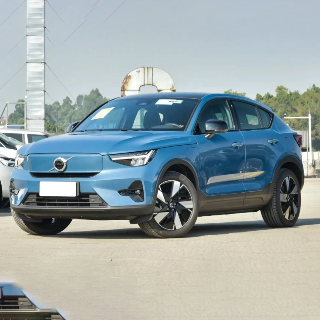 Делюкс компактный внедорожник семейный автомобиль L4 2 0 T XC40 2024 B3 хорошая производительность FWD 7 скоростей ручной автоматический 180 км в продаже