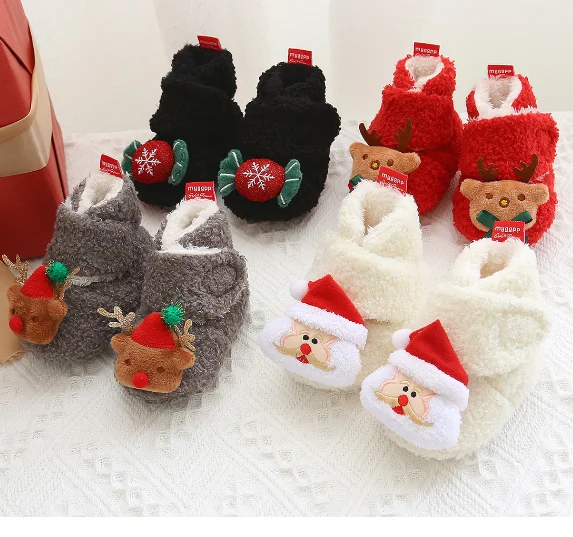 
Christmas Santa lovely design soft sole winter baby shoes 