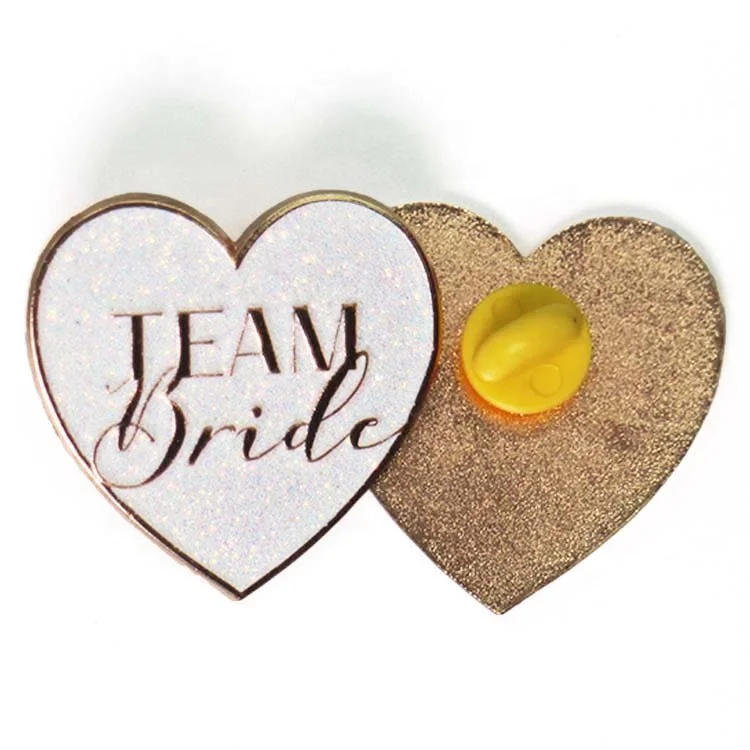 Nursing Doctor Cap Metal Collar Bar Butterfly Closure Lapel Pin Custom Heart Shaped Soft Enamel Pin Badge