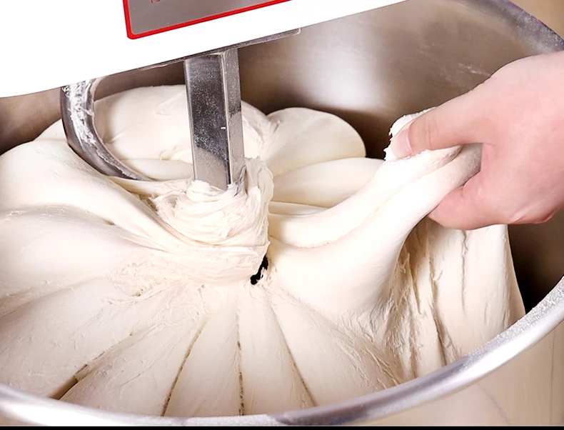 Supertise China 50kg flour capacity 130L Spiral Dough Mixer Bread Making Machine Bakery Equipment With CE