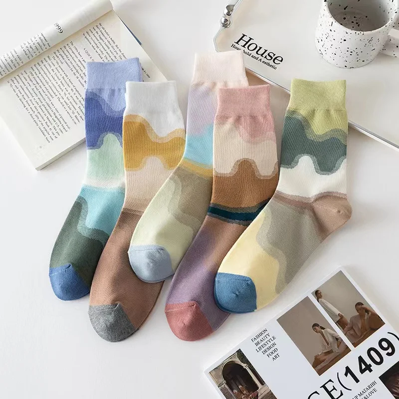 Niche design pure cotton socks personality oil painting matching male and female couples in the tube socks