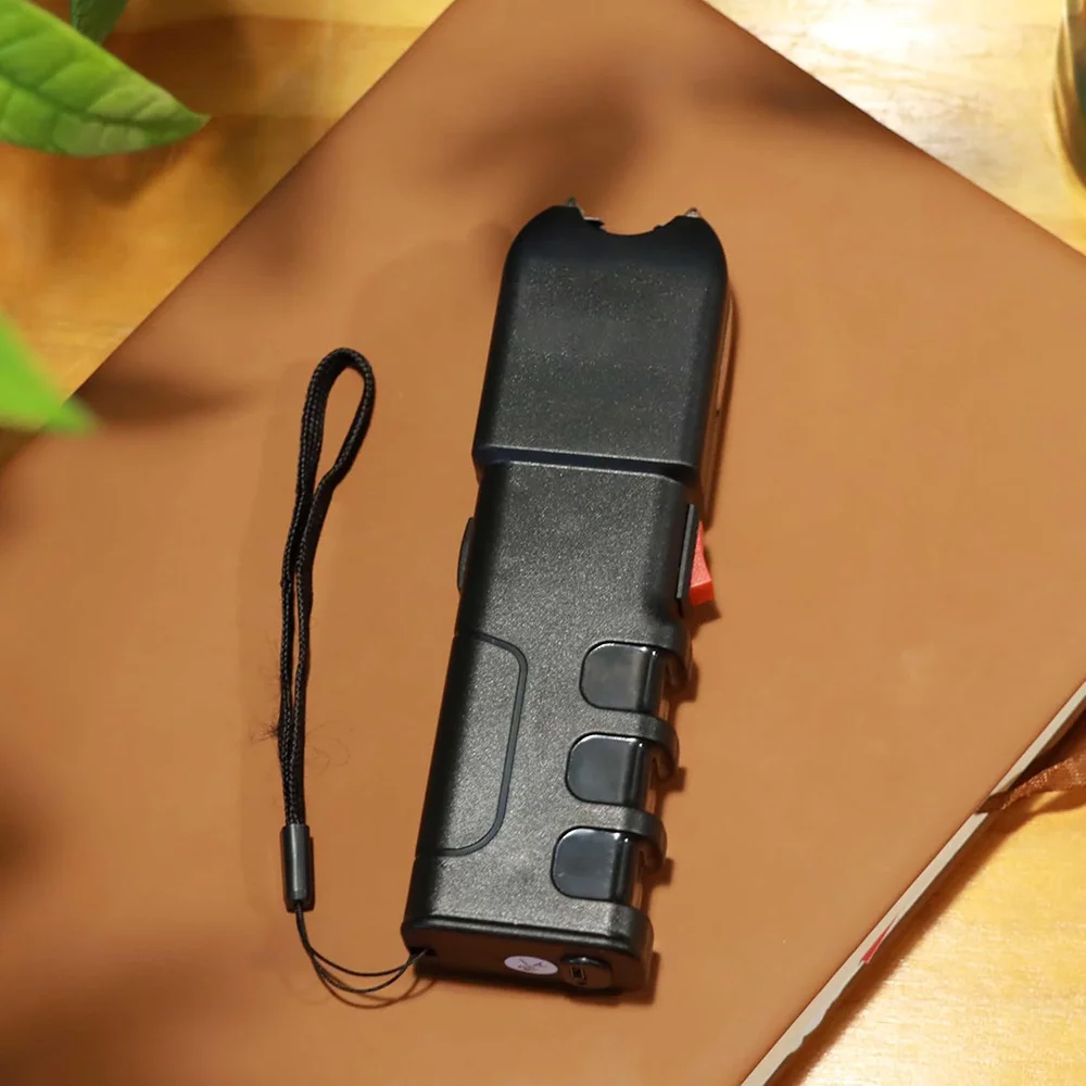 Rechargeable Powerful Lighting Flashlight Self Defence Rechargeable LED Flashlight Flashlight Lighting with Charging Cable