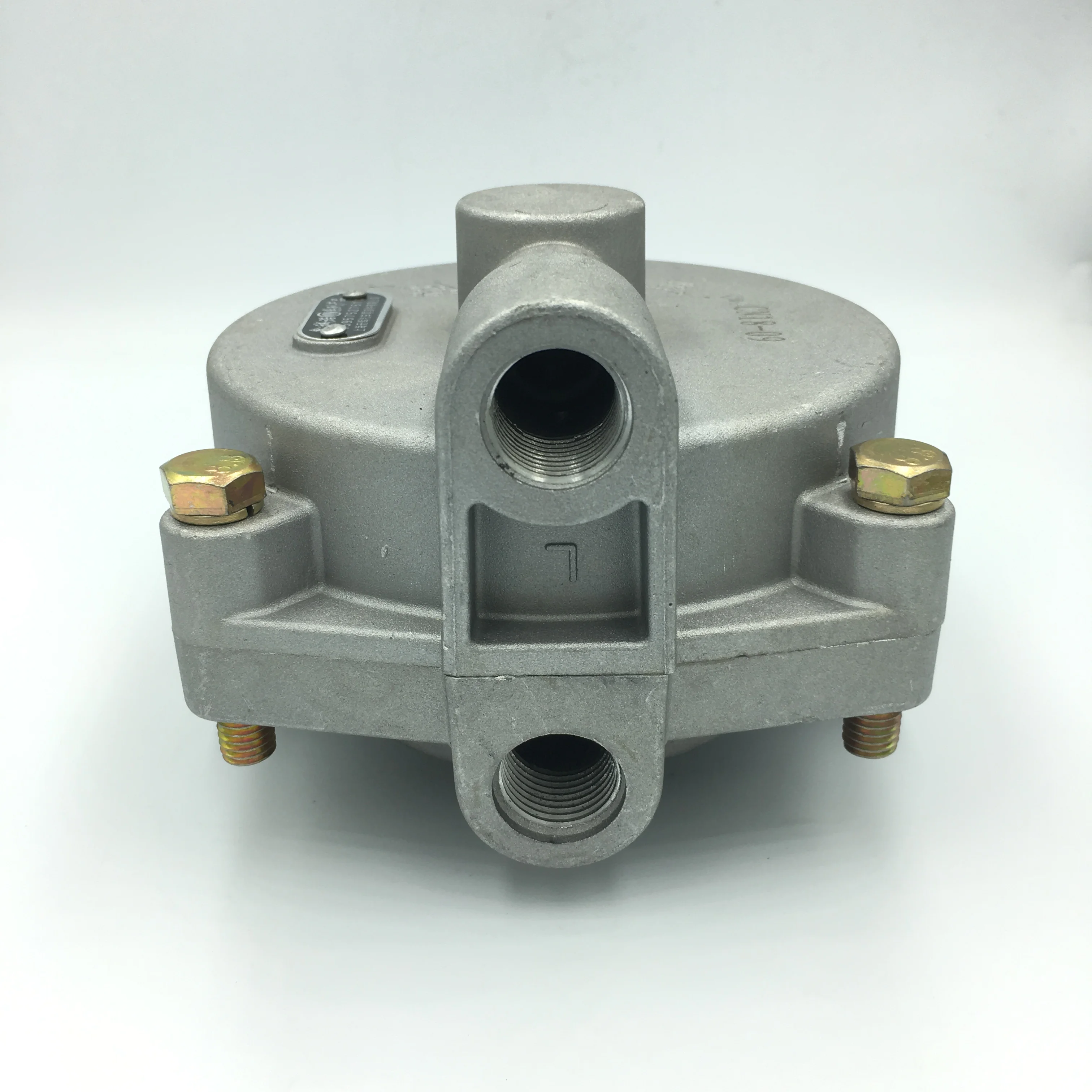 Manufacturer sells high quality brake relay valves