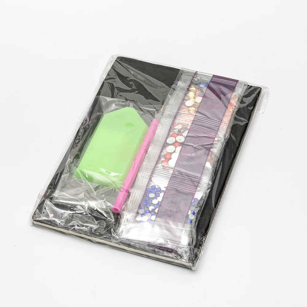 Wholesale Shinny A5 5d Diamond Painting Notebooks Special shaped crystal drill kits for writing diary handmade gift