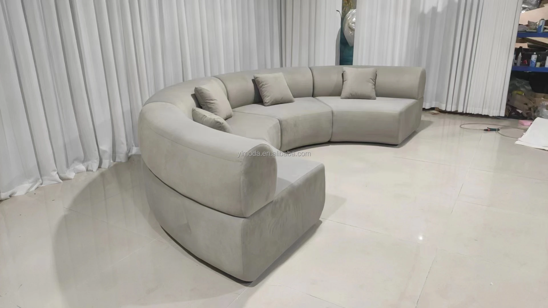 Modern Fashion Furniture Light luxury creative round modern villa living room round sectional large velvet round sofa