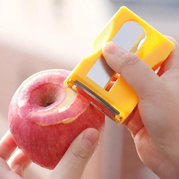Stainless Steel Peeler Mini Portable Magnetic Peeler Vegetable Peeler for Fruit Vegetable Melon Potato Carrot Cucumber