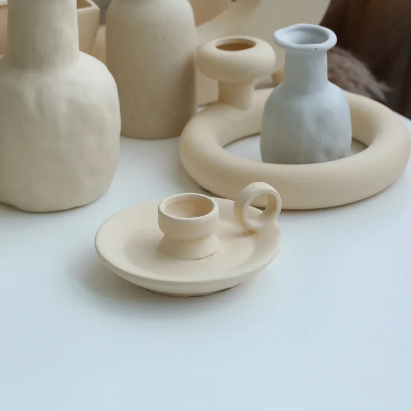 Yiscaxia Hot selling Nordic plain ceramic vase ornaments for photography props art decoration for product photo