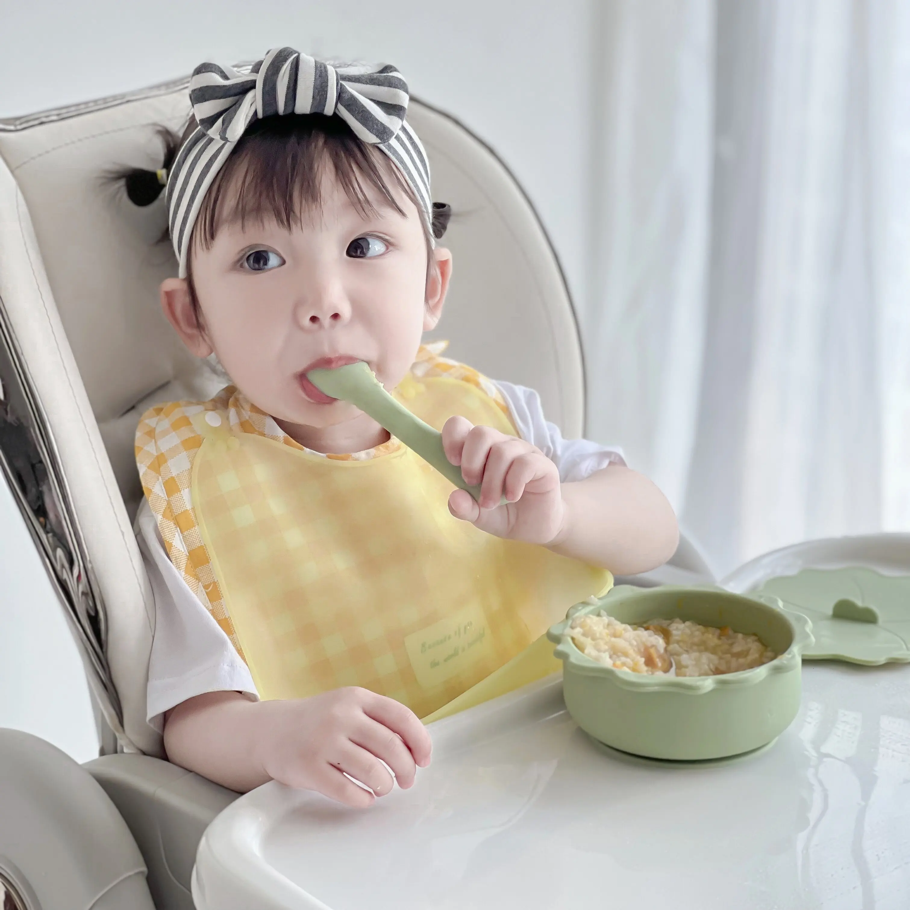 BSCI Certified Wholesale Customizable Safe Non Toxic Fall Resistant and Easy to Clean Baby Feeding Silicone Bowl