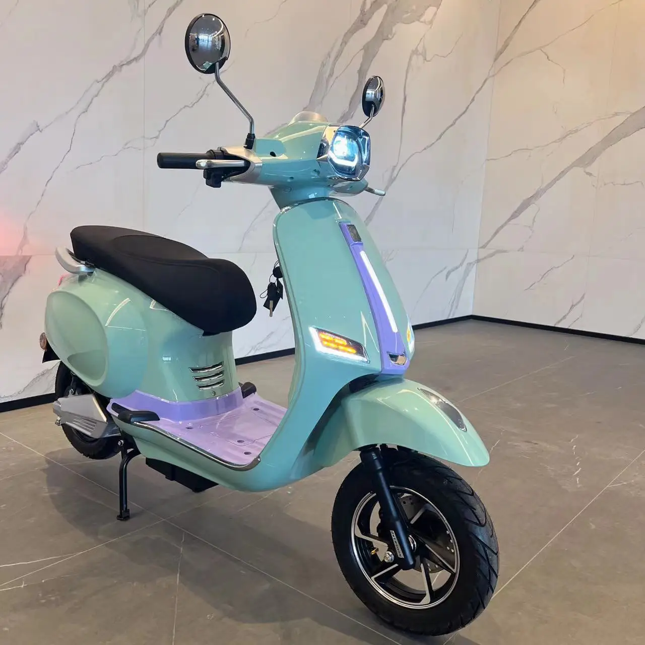 New Arrival Popular Sport Small Adult Electric Scooter Motorcycle 72v 2000w Two Wheel Electric Motorcycle Racing For Sale