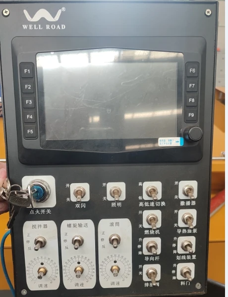 TE-700   Driving Type Multifunction Thermoplastic  Road Marking Machine