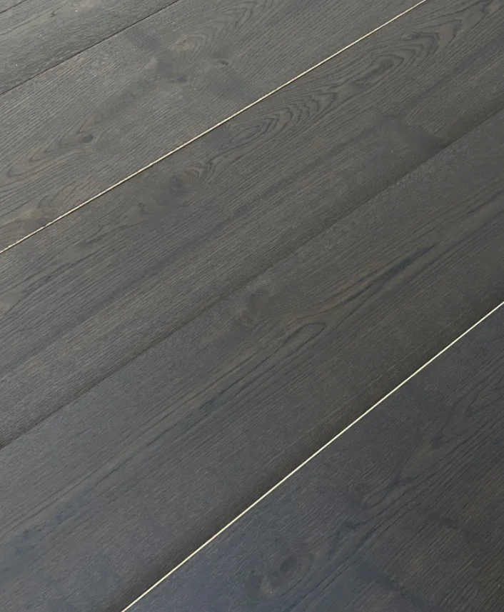 Engineered wooden flooring  and customized parquet 18mm thickness rustic solid white oak Chinese manufacturing