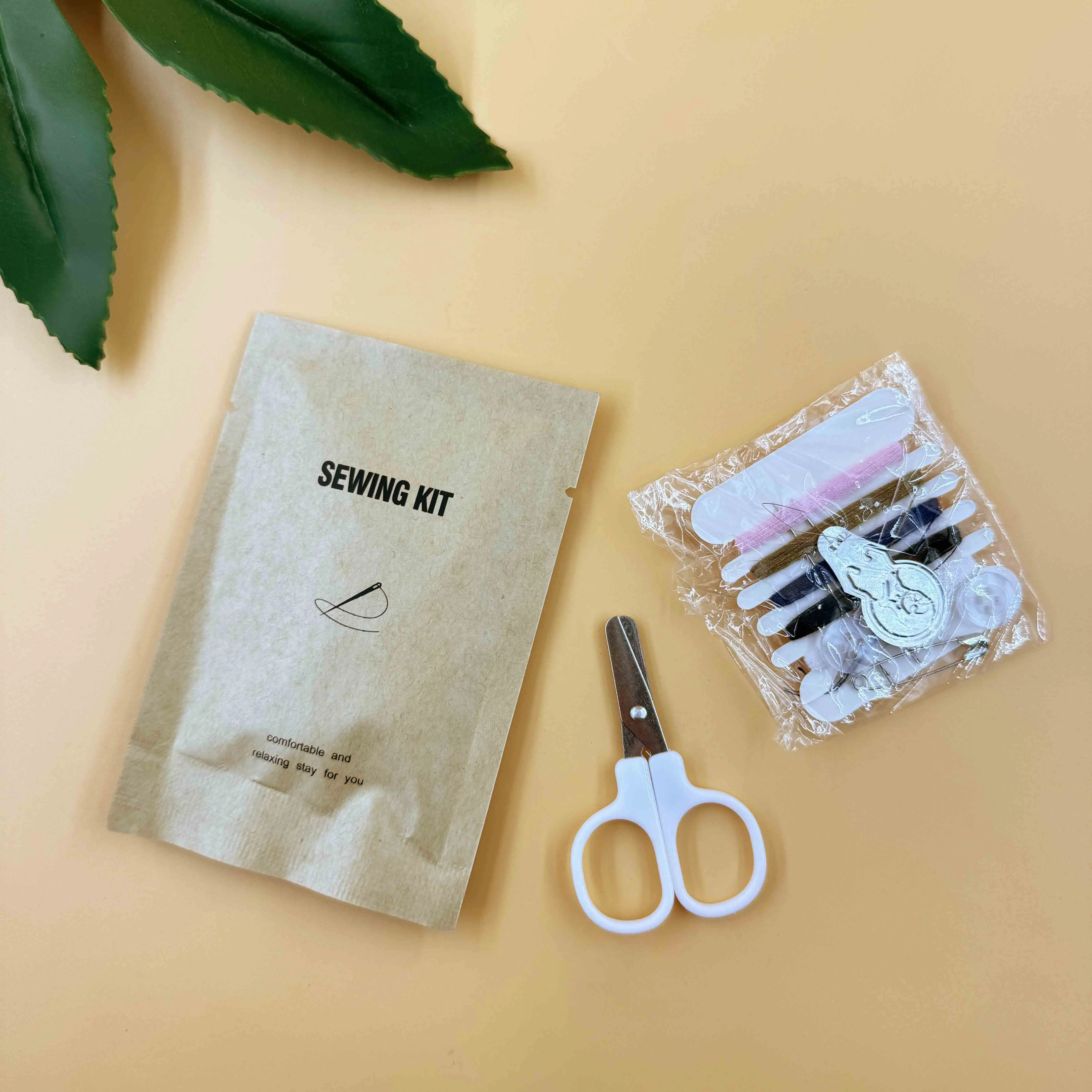 Sewing Thread Needle Wholesale Mini Travel Hotel for Adult High Quality Cheap Price independent Sewing Kit