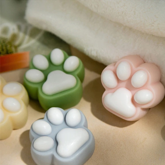 2022 Hot Sell Body Organictoilet Cleansing Handmade Nature Moisturizing Whitening  45G Cute Cat Claw For Kid Bath Soap