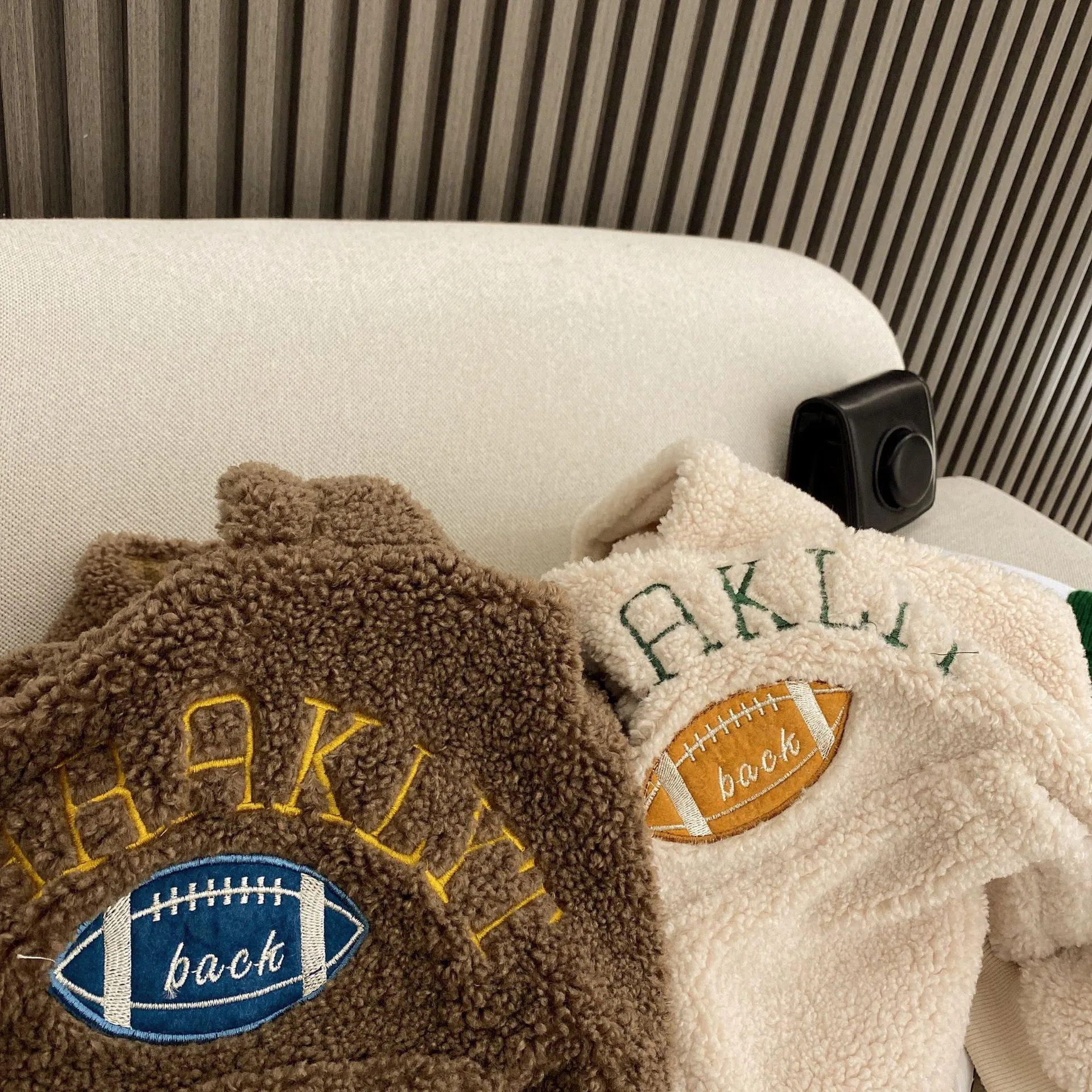 Winter Kids Hoodies Fur Lining Girls Sweatshirts children boys sherpa fleece embroidery hoodie Girs Hooded jacket