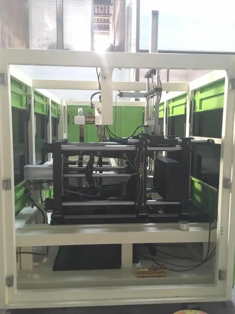 
OGB-4S China 4 Cavities Pin Valve PET Preform Mold With Hot Runner 