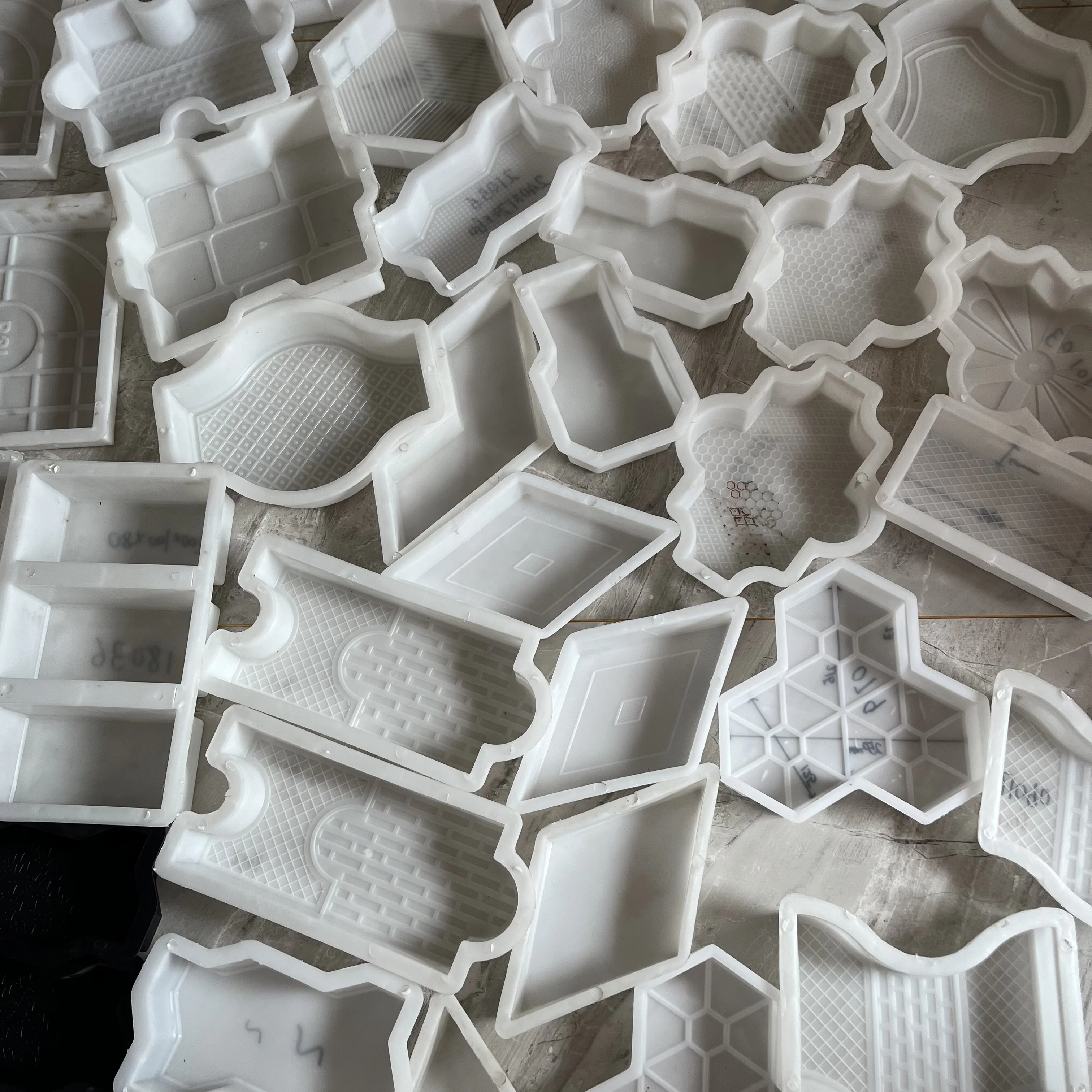 Manufacturer plastic paving blocks moulds for make interlocking concrete paver