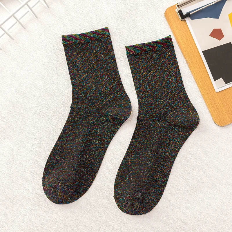 El Bordado De Encargo De Las Mujeres Del Tamano Pega La Seda De Plata Del Oro Que Brilla Calcetines Del Color Solid