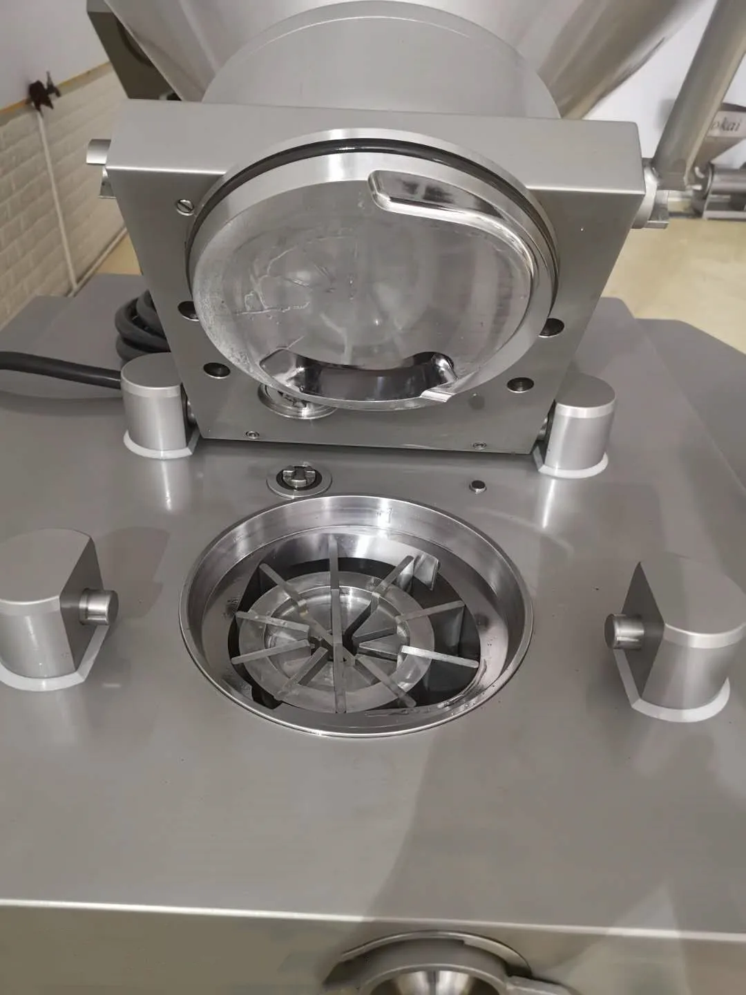 240L vacuum hooper pure meat sausage making machines polony automatic filling machine