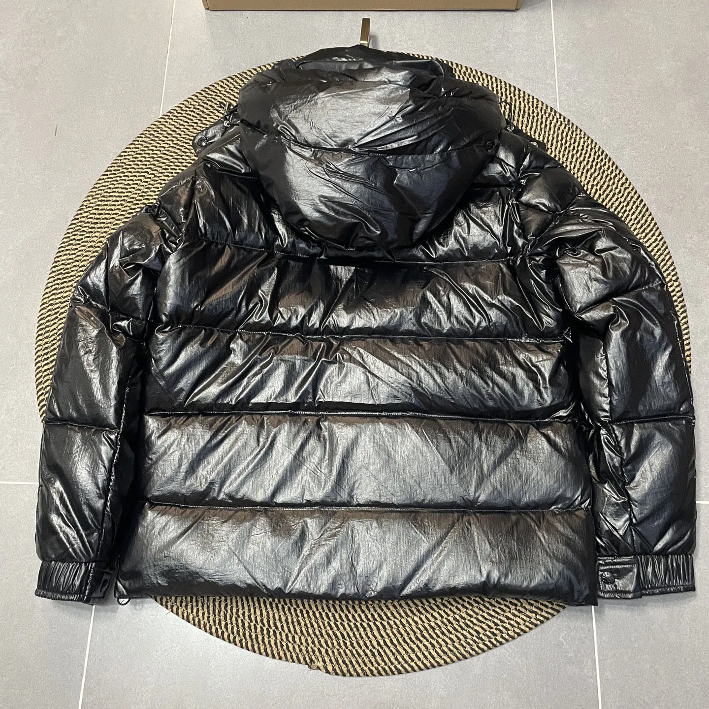 Fashion Famous Brand Monc NFC Luxury Winter Puffer Bubble Thicken Jacket 2024 Casual Men Outwear Warm Clothing Down Jacket Coats