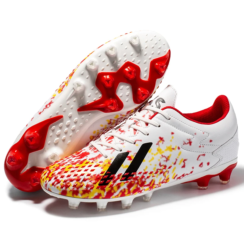 New Trend Men Football Boots Customized Logo Soccer Shoes Cleats Breathable