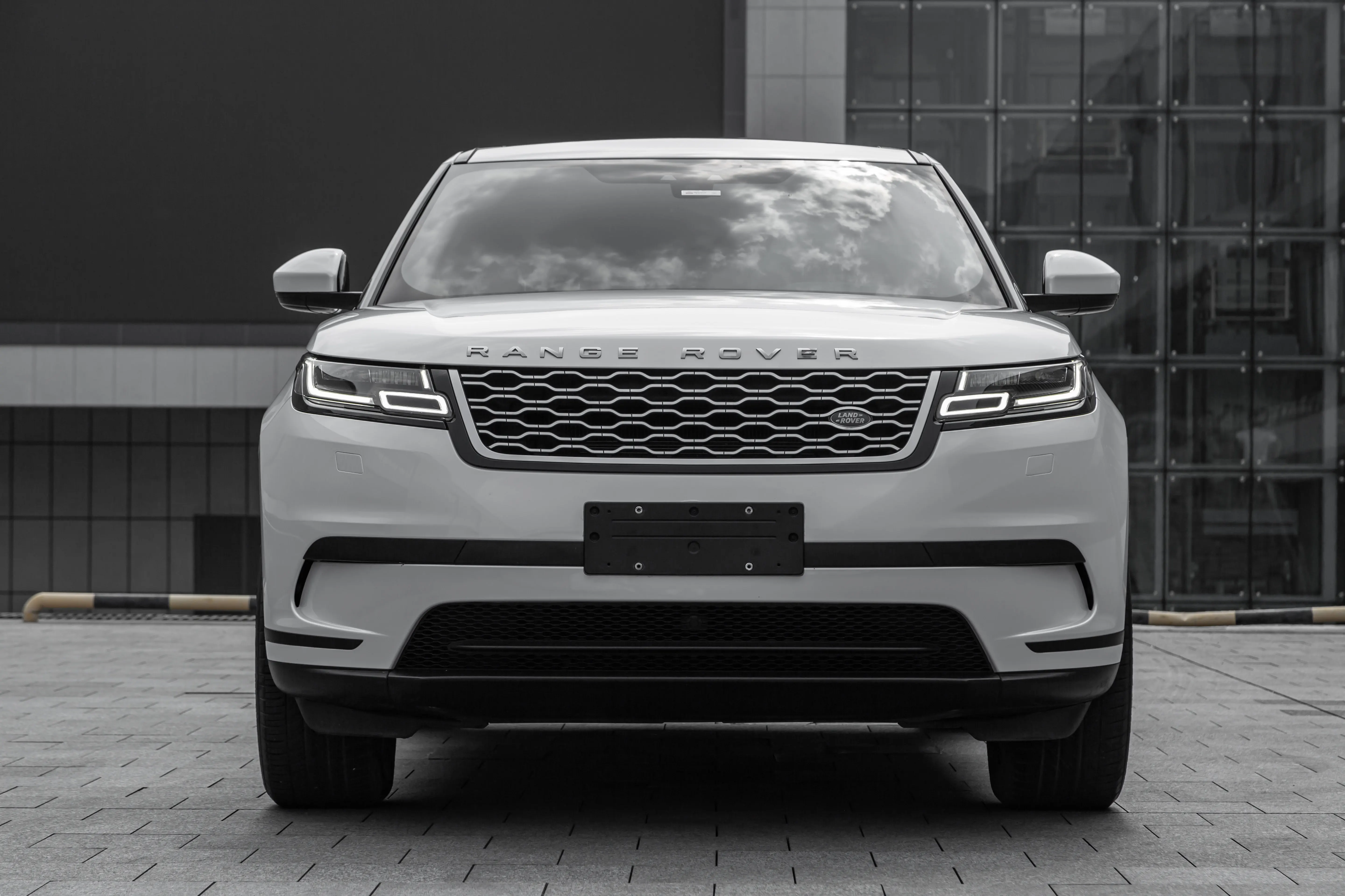 Used Mid-Size Suv Range Rover Voiture Velar 2018 P250s Sport Cars Awd Lhd Luxury Land Rover Cars For Sale Gasoline Vehicles