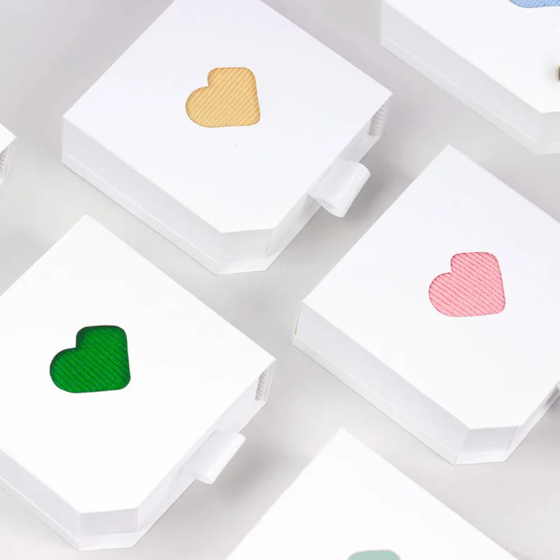 Small Batch Customization White Cardboard Openwork Hearts Multiple Colors Small Drawer Packaging Socks Underwear Box Custom Logo