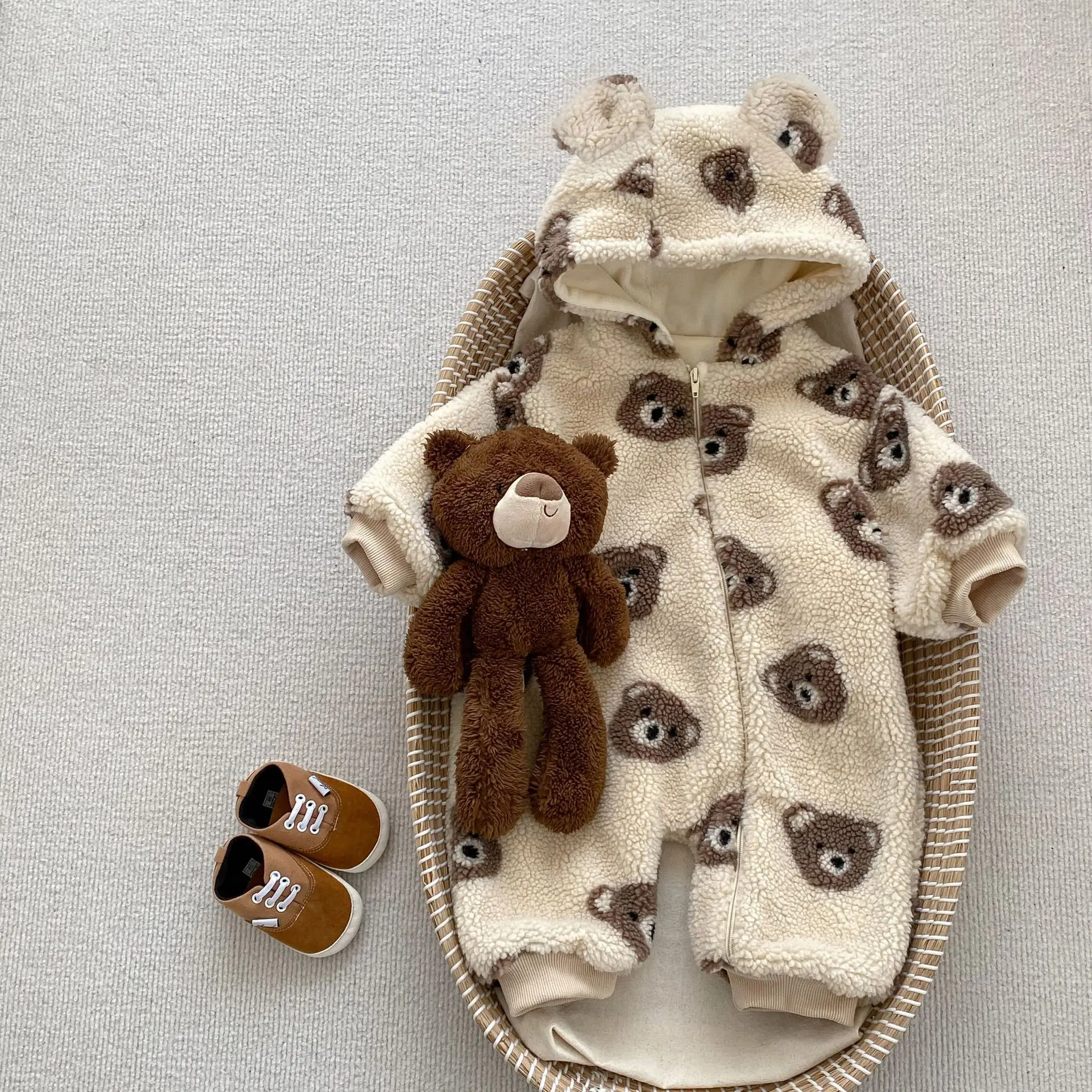Autumn and Winter Coat Clothing Baby Plush Crawling Suit Baby Onesie Plus Cashmere Clothing