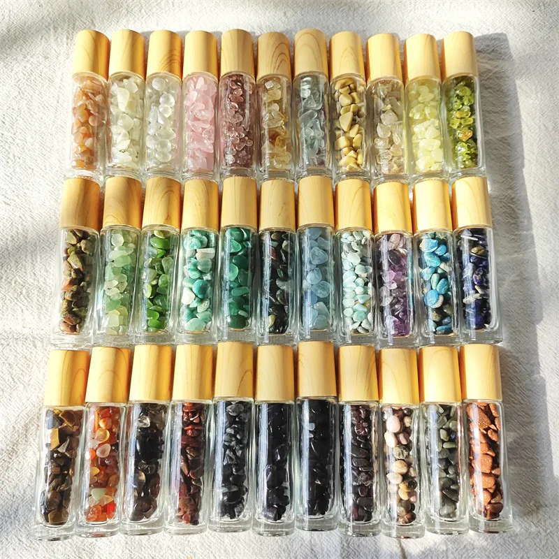 Wholesale price crystal gemstone roller crystal chips inside Essential Oil bottle with wood lid