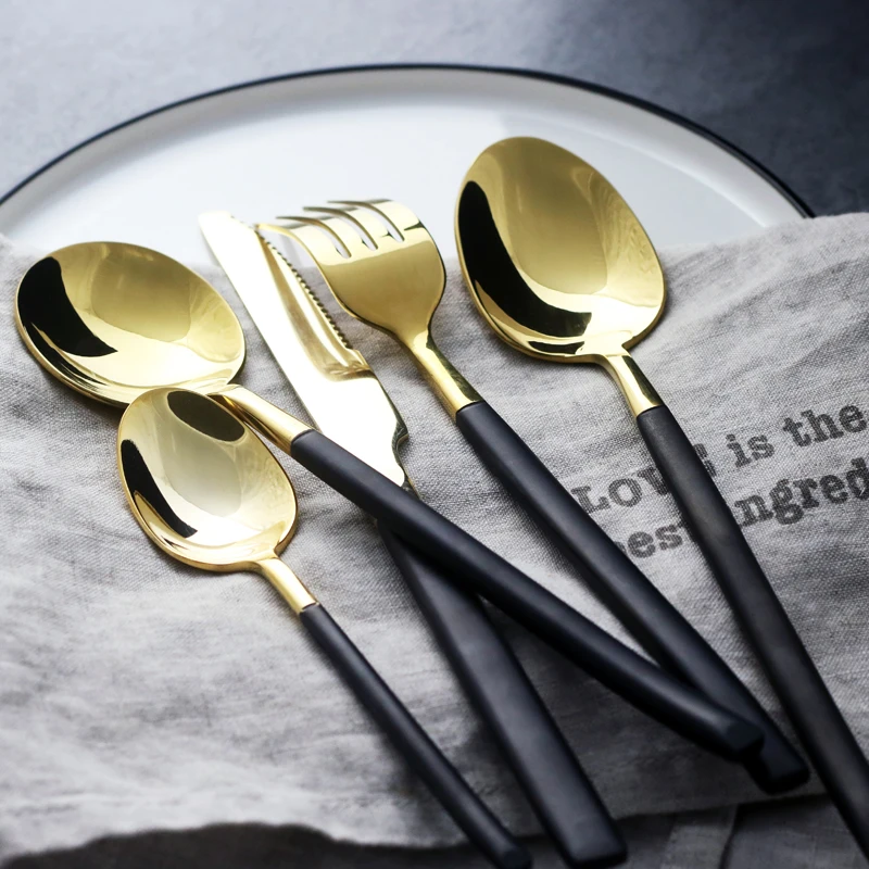 
Western Food Grade Gold Titanium Plated Wedding Cutlery 304 Stainless Steel Table Fork Spoon Knife Hotel Flatware Set 
