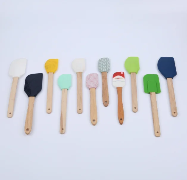 
The latest scraper kitchen utensils silicone wooden handle scraper kitchen utensils 