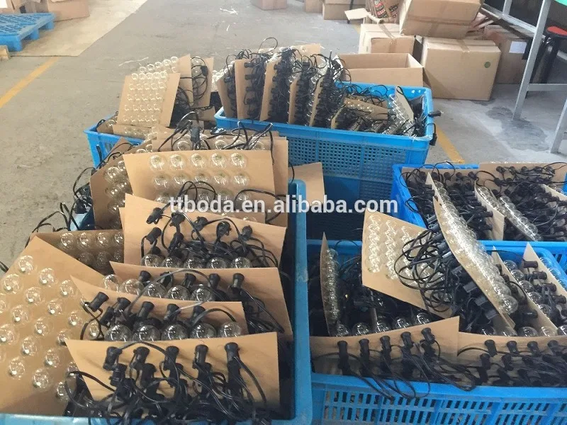 Outdoor Market Globe String Lights with G40 Bulbs for Commercial Decor