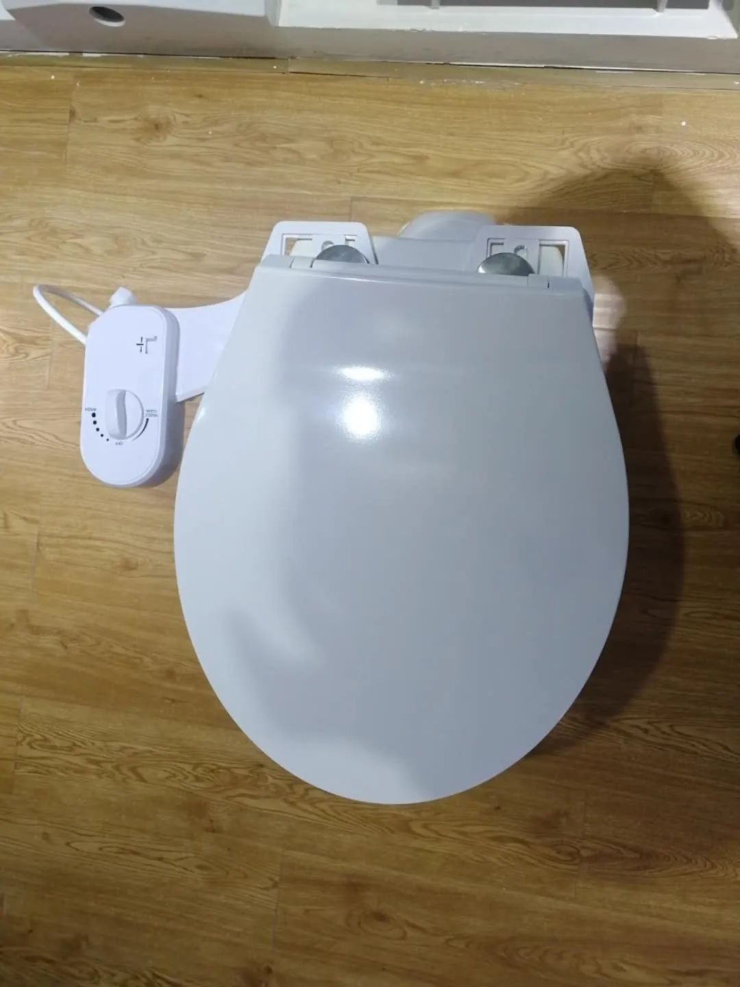 Non-electric cold water clean vagina sprayer  toilet bidet for toilet seat cover