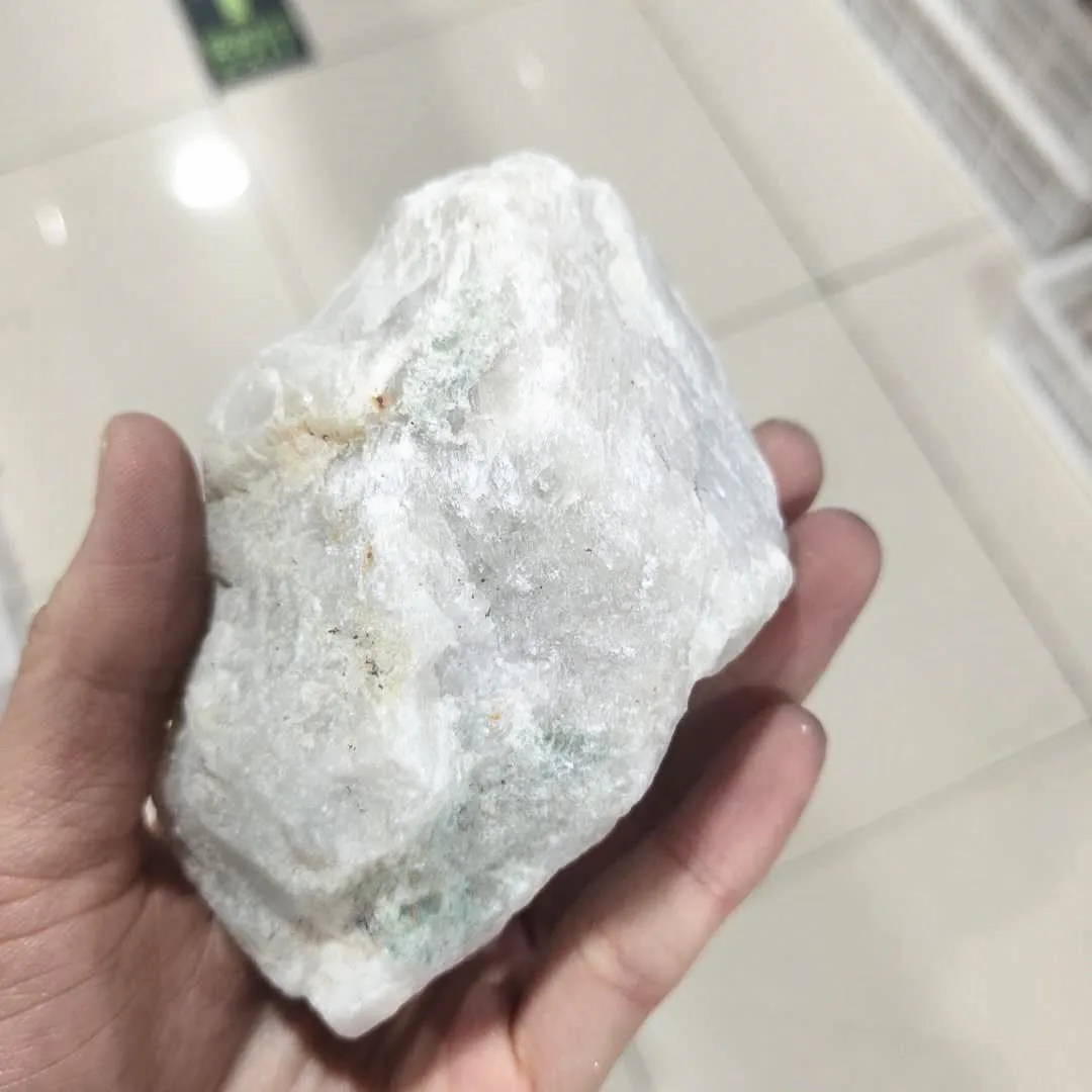 Natural crystal stone raw material white moonstone rough stone